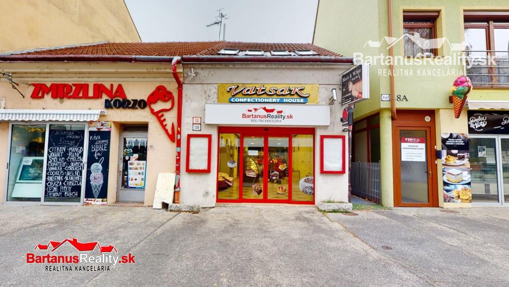 BartanusReality - Na predaj lukratívna komerčná budova vhodná pre investičný zámer, priamo v centre Trenčína, ulica Hviezdoslavova 10.