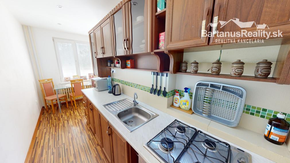 BartanusReality - !!!!! REZERVOVANÝ !!!!! kompletne zrekonštruovaný 2 izbový byt v Dubnici nad Váhom, Centrum I.