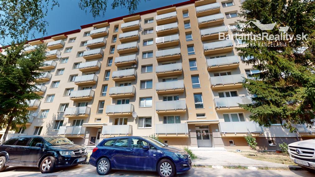 BartanusReality - !!!!! REZERVOVANÝ !!!!! kompletne zrekonštruovaný 2 izbový byt v Dubnici nad Váhom, Centrum I.