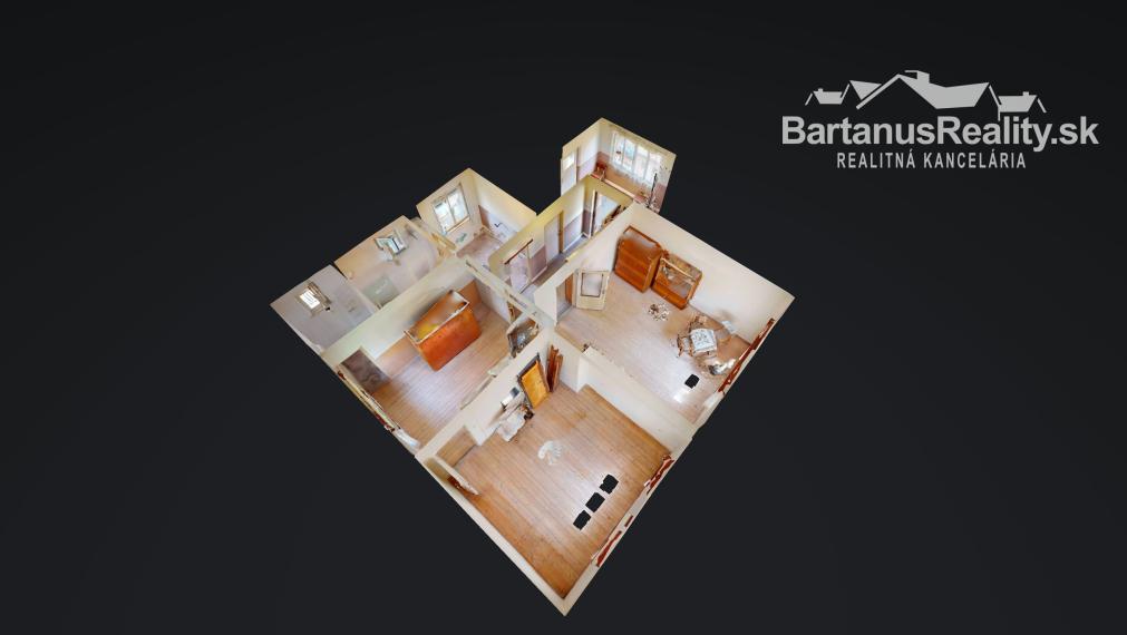 Na predaj starší rodinný dom v obci Horná Súča