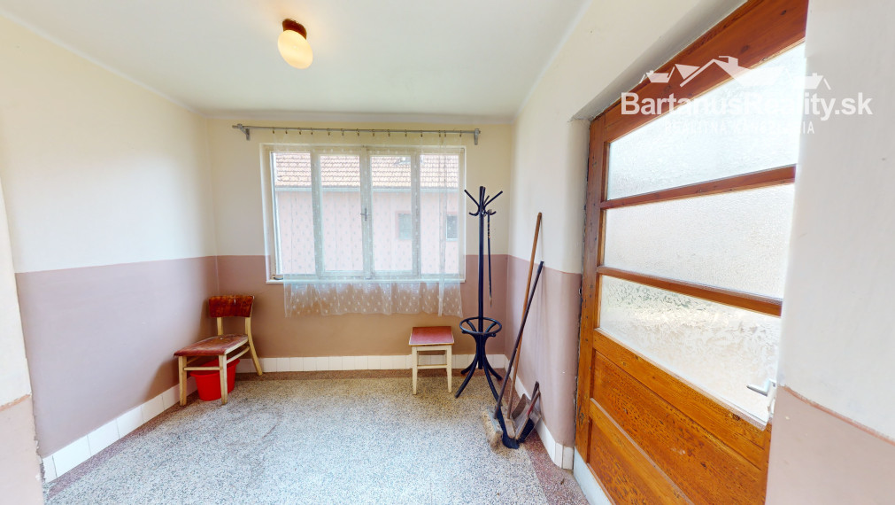 Na predaj starší rodinný dom v obci Horná Súča