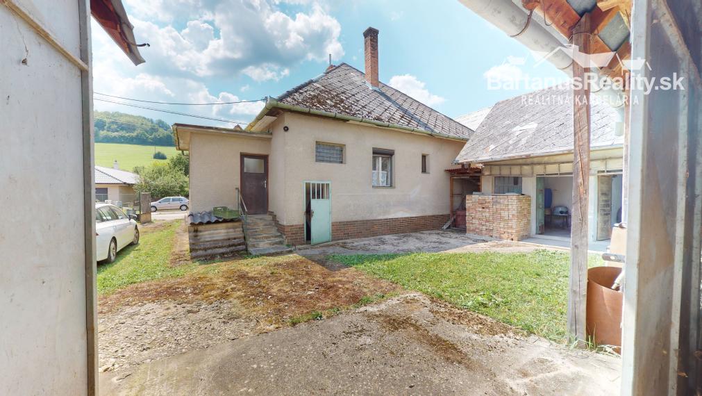 Na predaj starší rodinný dom v obci Horná Súča