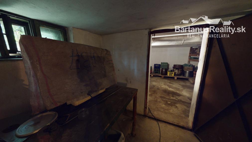 Na predaj starší rodinný dom v obci Horná Súča