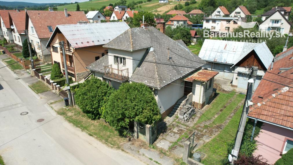 Na predaj starší rodinný dom v obci Horná Súča