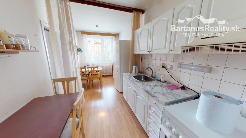 BartanusReality - !!!!! REZERVOVANÉ !!!!!Na prenájom 3 izbový byt v Trenčíne, Sihoť, Žilinská ulica.