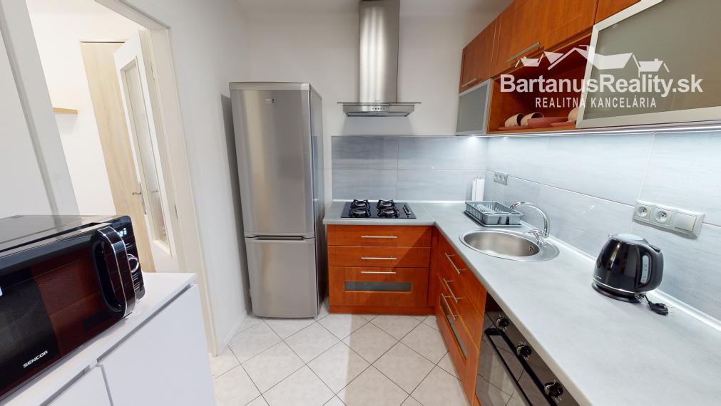 BartanusReality - !!!!! REZERVOVANÉ !!!!!  Na prenájom 3 izbový byt v Trenčianskych Tepliciach, Štvrť SNP.