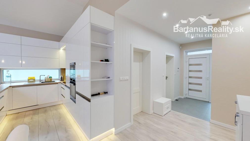 BartanusReality - Na predaj rodinný dom v Tr. Turnej