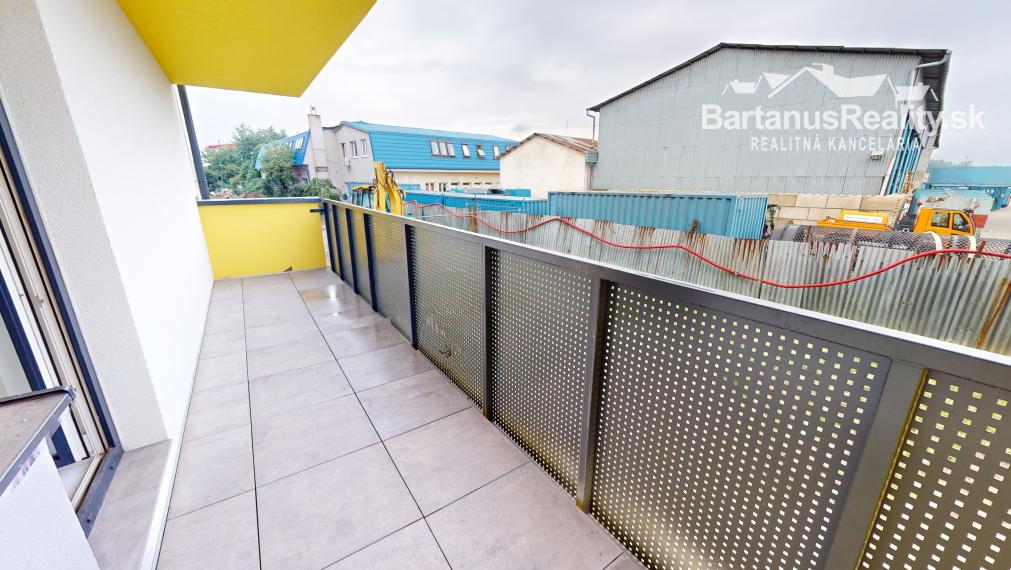 BartanusReality - !!!!! REZERVOVANÉ !!!!! 2 izbový byt 59 m2 + balkón 11 m2 - Rezidencia Kožušnícka, bytový dom A