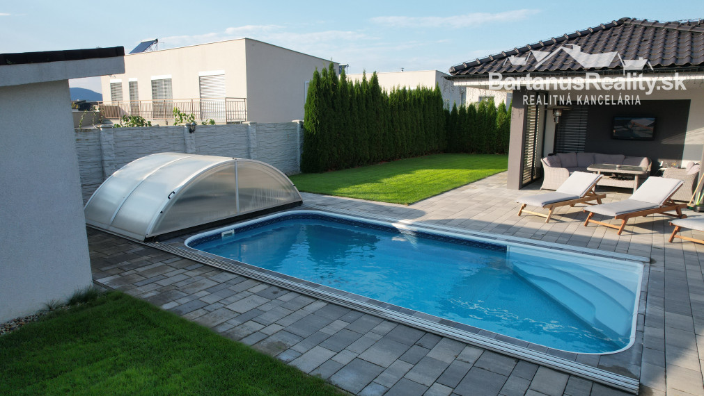 BartanusReality - Na predaj rodinný dom v Tr. Turnej