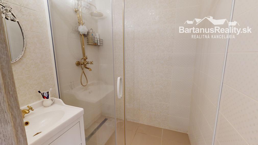 BartanusReality - !!!!! REZERVOVANÉ !!!!!   Na predaj krásny 3 izbový byt v Trenčíne, Juh, Jána Halašu.