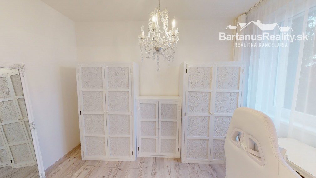 BartanusReality - !!!!! REZERVOVANÉ !!!!!   Na predaj krásny 3 izbový byt v Trenčíne, Juh, Jána Halašu.