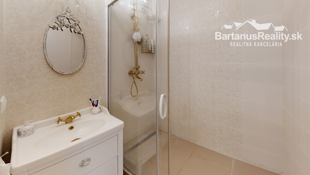 BartanusReality - !!!!! REZERVOVANÉ !!!!!   Na predaj krásny 3 izbový byt v Trenčíne, Juh, Jána Halašu.