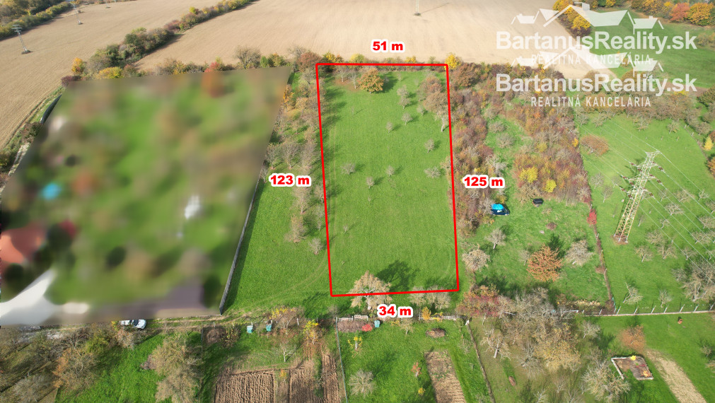 BartanusReality - Na predaj pozemok pre výstavbu rodinných domov v obci Trenčianske Mitice.