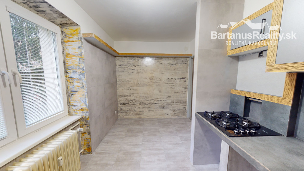 BartanusReality - !!!!! REZERVOVANÉ !!!!!  Na predaj 2-izbový byt vo vyhľadávanej lokalite mesta Trenčín, ul. 28.októbra.