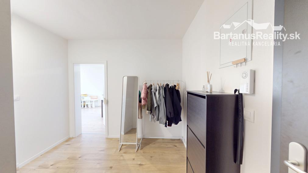 BartanusReality - !!!!! REZERVOVANÉ !!!!! novostavba rozmerného 3 izbového bytu v Trenčíne, Záblatie, Na pažiti.