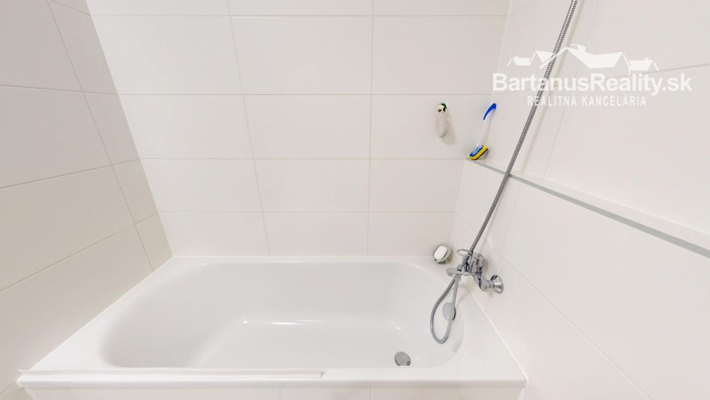 BartanusReality - !!!!! REZERVOVANÉ !!!!! novostavba rozmerného 3 izbového bytu v Trenčíne, Záblatie, Na pažiti.