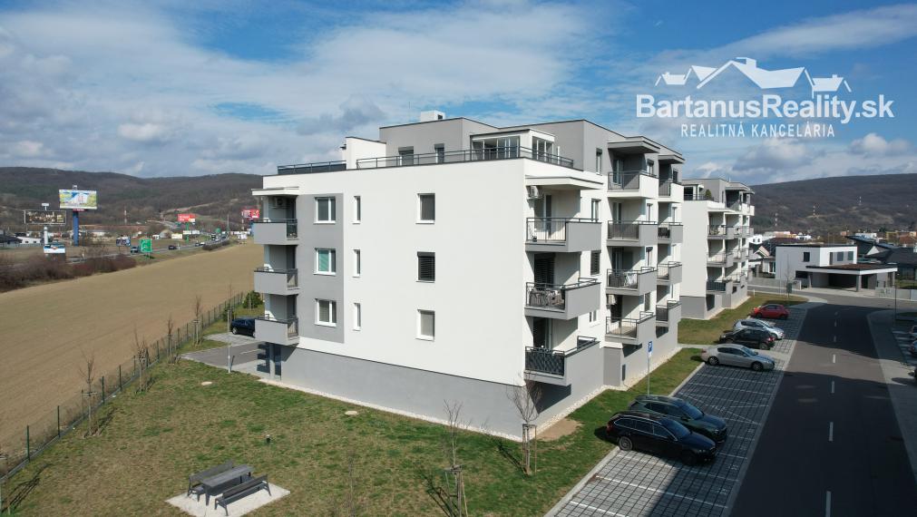 BartanusReality - !!!!! REZERVOVANÉ !!!!! novostavba rozmerného 3 izbového bytu v Trenčíne, Záblatie, Na pažiti.