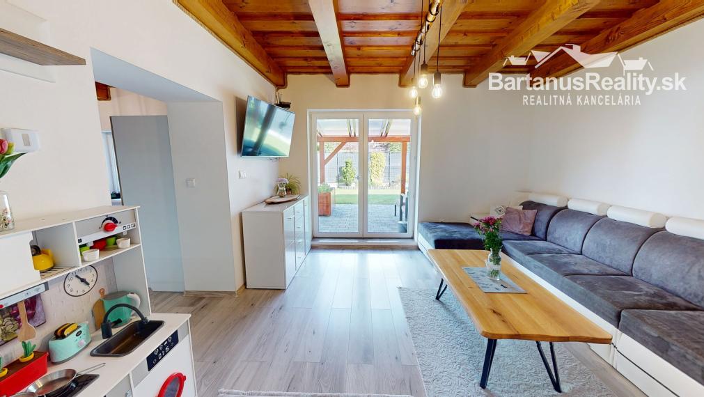 BartanusReality - !!! REZERVOVANÉ !!! rodinný dom za cenu bytu v obci Soblahov pri Trenčíne