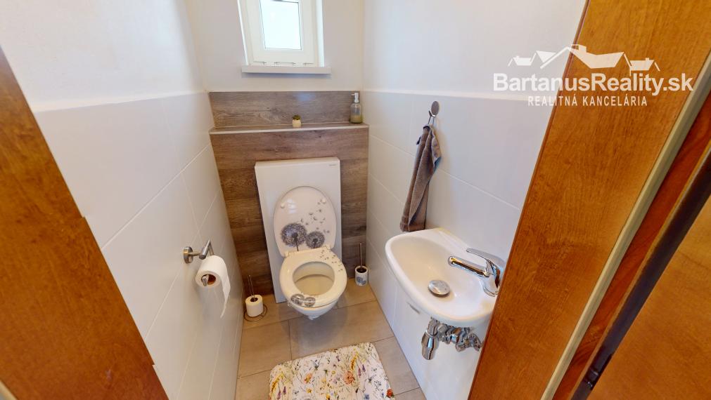 BartanusReality - !!! REZERVOVANÉ !!! rodinný dom za cenu bytu v obci Soblahov pri Trenčíne