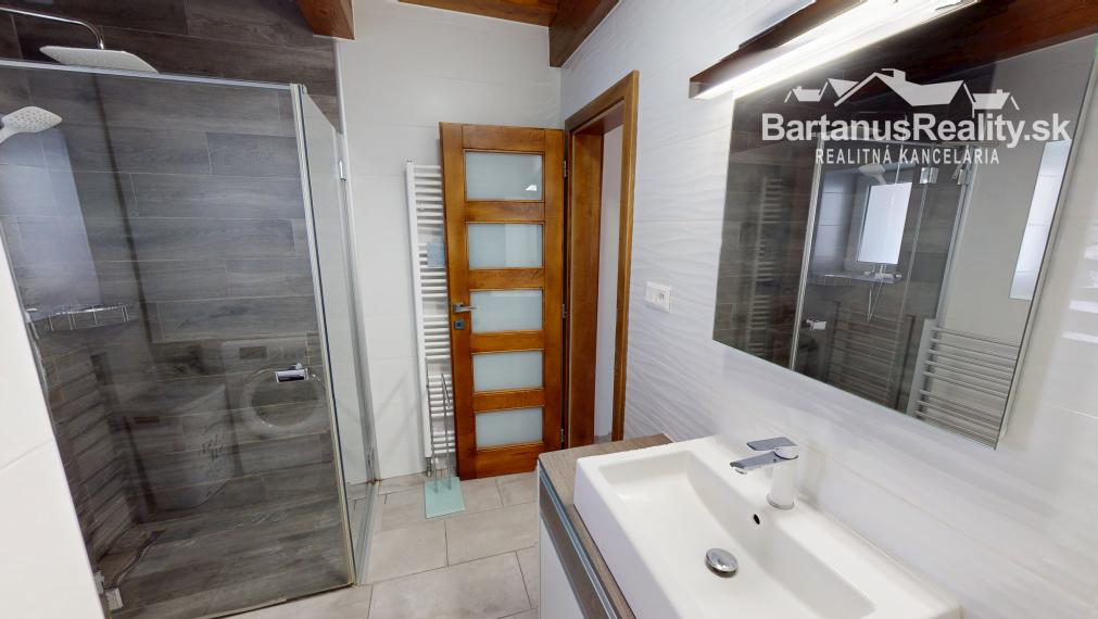 BartanusReality - !!! REZERVOVANÉ !!! rodinný dom za cenu bytu v obci Soblahov pri Trenčíne