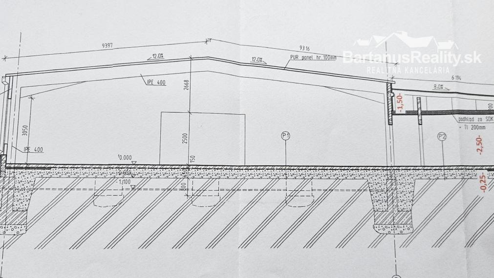 BartanusReality - Ponúkame na prenájom výrobnú halu o rozlohe 941 m2, nachádzajúcu sa v obci Selec.