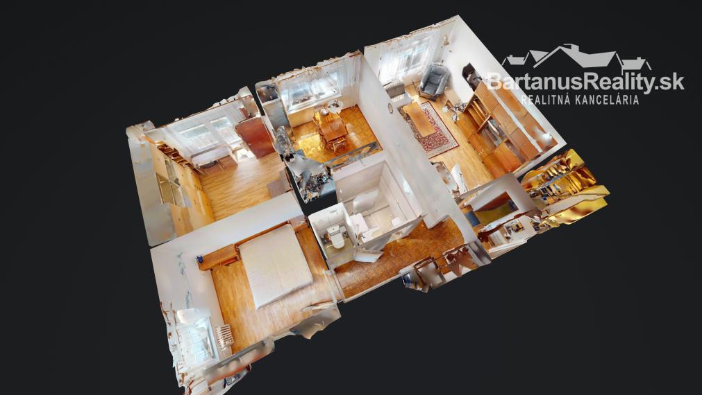 BartanusReality - Na predaj 3-izbový byt priamo v centre mesta Trenčín, ulica Horný Šianec.