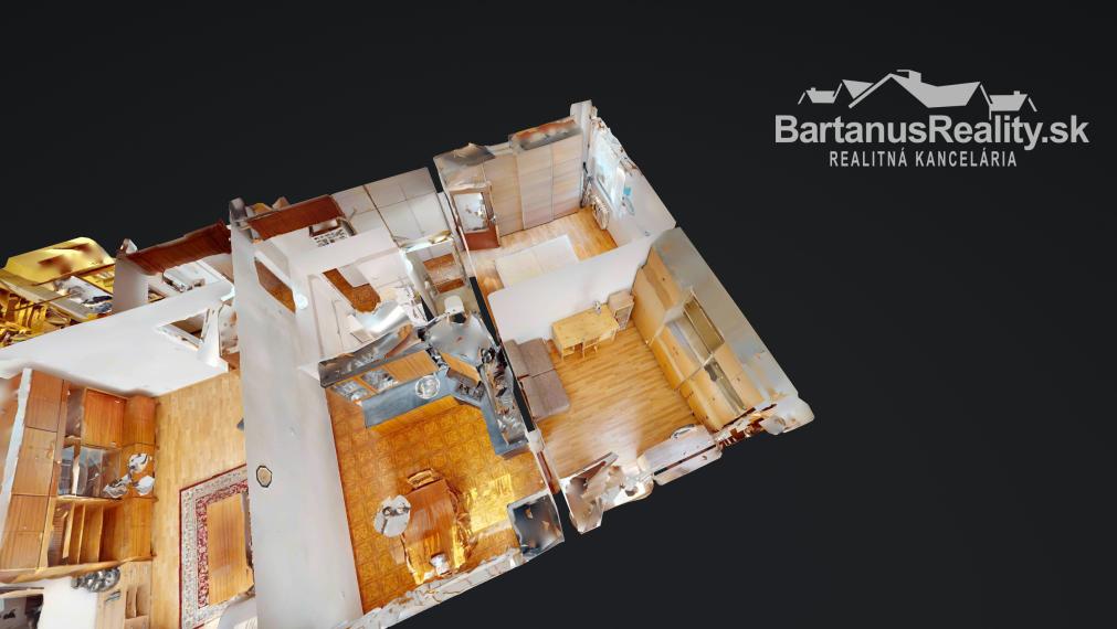 BartanusReality - Na predaj 3-izbový byt priamo v centre mesta Trenčín, ulica Horný Šianec.