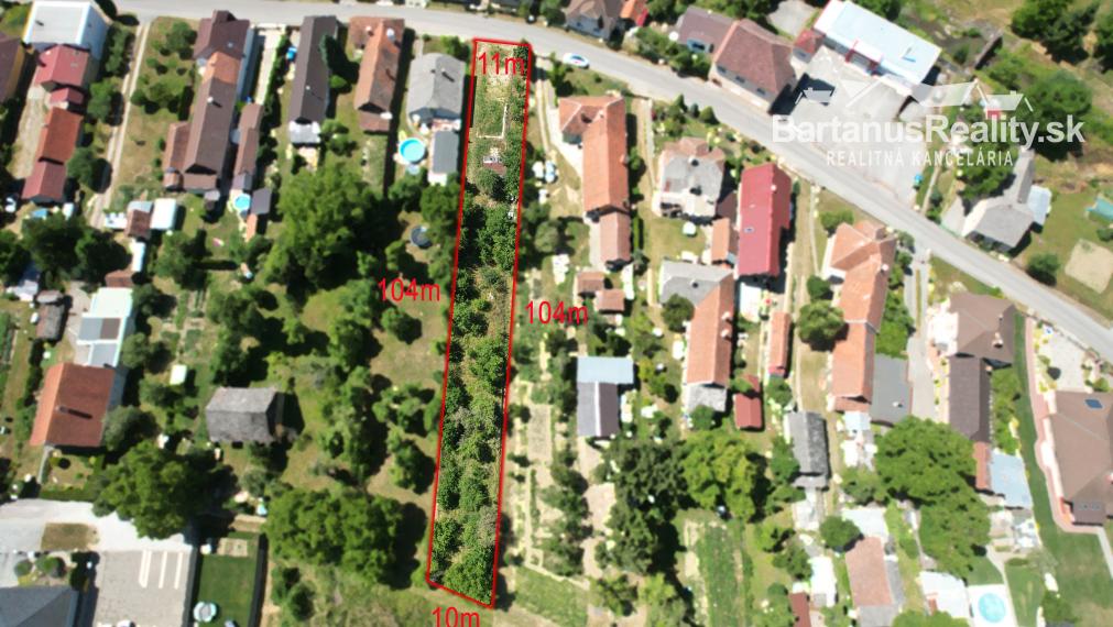 BartanusReality - Na predaj zaujímavý pozemok v obci Svinná pri Trenčíne.