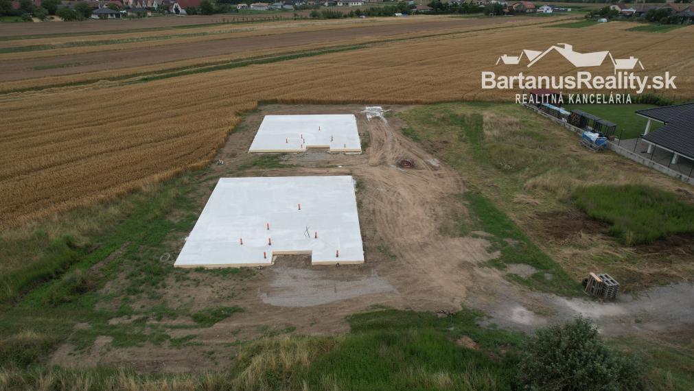 BartanusReality - Na predaj zaujímavý 5 izbový rodinný dom v obci Kameničany pri Dubnici nad Váhom. Znížená cena!!!