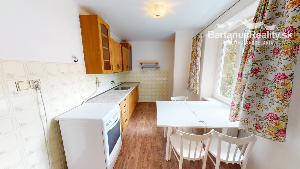 BartanusReality - !!!!! REZERVOVANÝ !!!!!  2-izbový byt v Trenčíne na ul. 28.októbra.