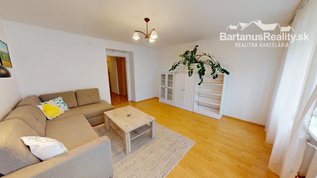 BartanusReality - !!!!! REZERVOVANÝ !!!!!  2-izbový byt v Trenčíne na ul. 28.októbra.