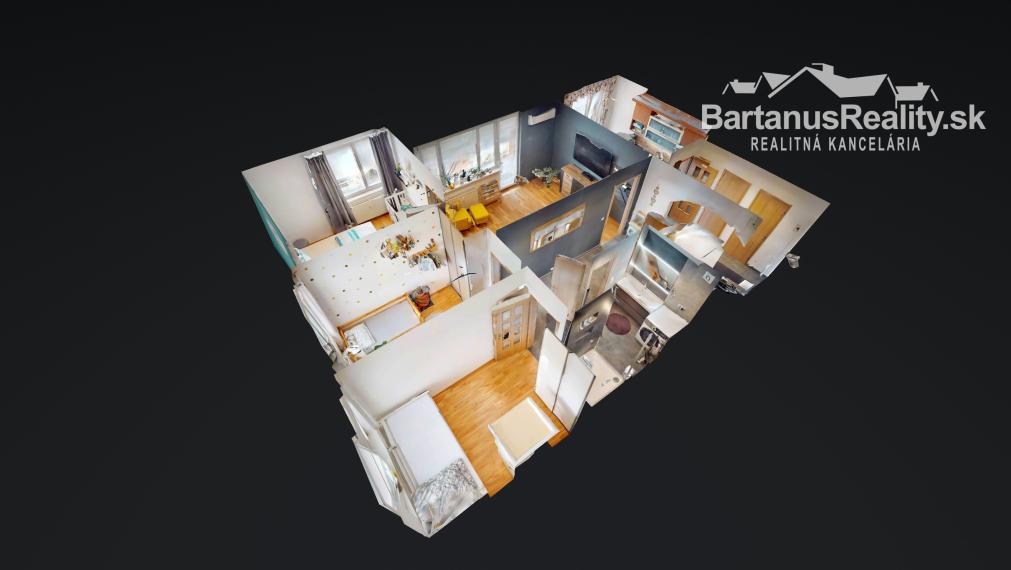 BartanusReality - !!!!! REZERVOVANÝ !!!!!  zrekonštruovaný 4 izbový byt v Trenčíne, Žilinská ulica.