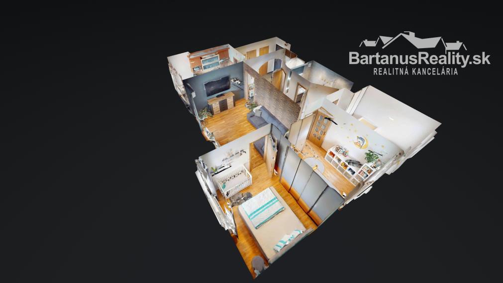 BartanusReality - !!!!! REZERVOVANÝ !!!!!  zrekonštruovaný 4 izbový byt v Trenčíne, Žilinská ulica.