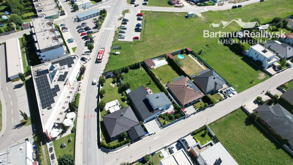 BartanusReality - Na predaj novostavbu 4izbového bungalovu na ul. Jána Prháčka v štvrti Vinohrady