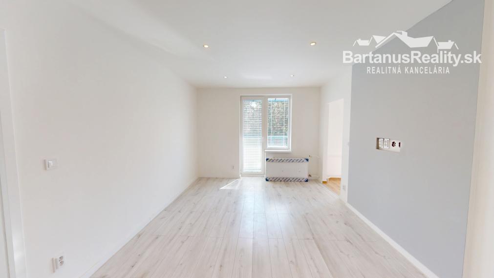 BartanusReality - Na predaj kompletne zrekoštruovaný 3 izbový byt v Novej Dubnici, P.O. Hviezdoslava.