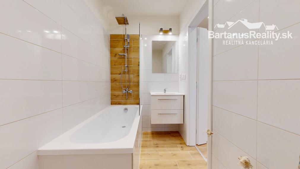 BartanusReality - Na predaj kompletne zrekoštruovaný 3 izbový byt v Novej Dubnici, P.O. Hviezdoslava.