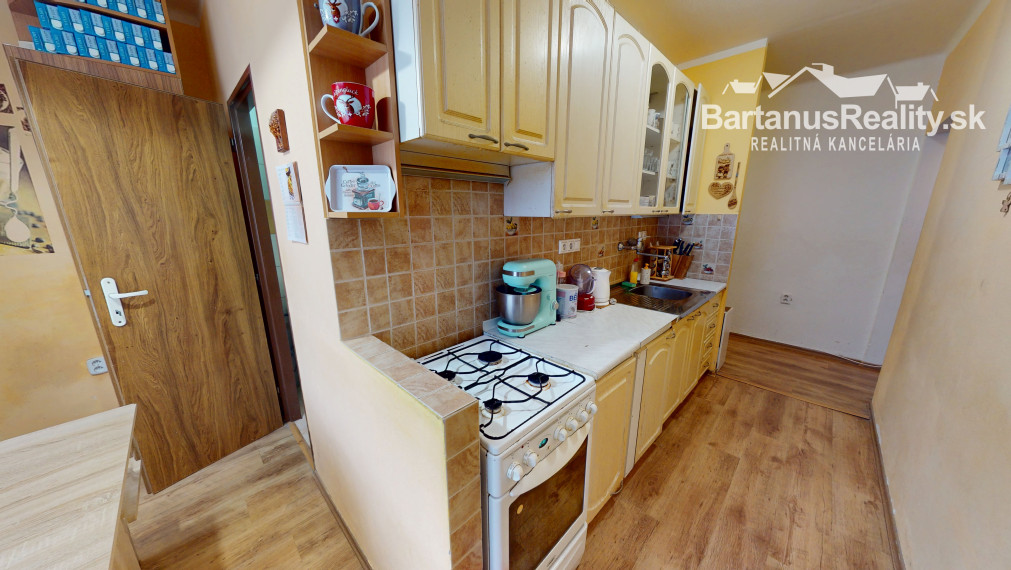 BartanusReality - Na predaj 2-izbový byt v Trenčíne, ul. K.Šmidkeho.