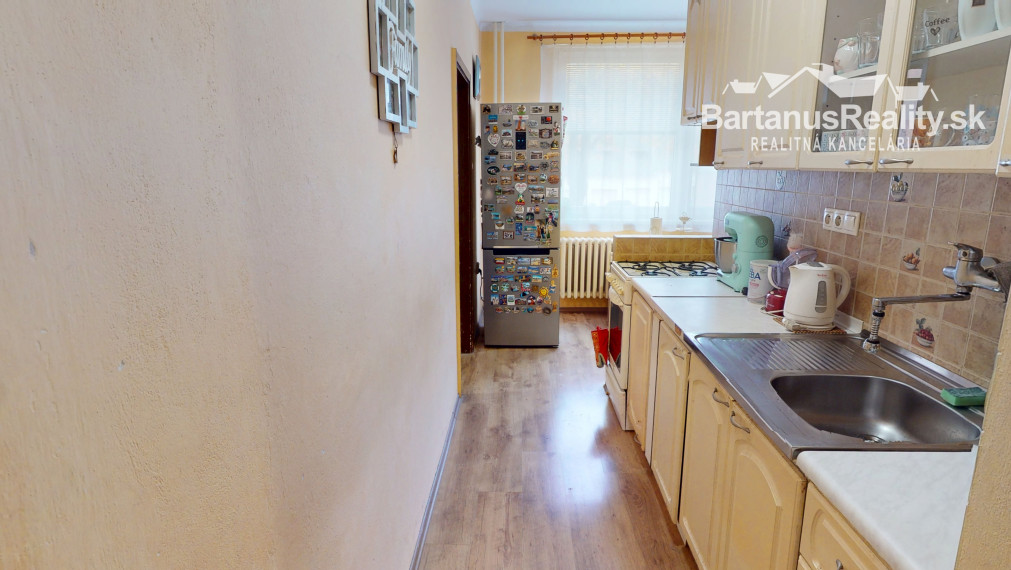 BartanusReality - Na predaj 2-izbový byt v Trenčíne, ul. K.Šmidkeho.