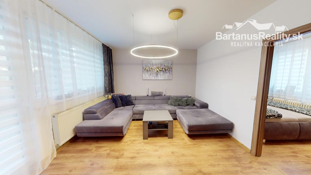 BartanusReality - Na predaj krásny, kompletne zrekonštruovaný 3 izbový byt v Trenčíne, Juh, Jána Halašu. ZNÍŽENÁ CENA!!!