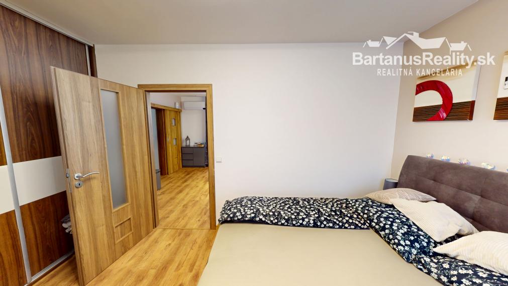 BartanusReality - Na predaj krásny, kompletne zrekonštruovaný 3 izbový byt v Trenčíne, Juh, Jána Halašu. ZNÍŽENÁ CENA!!!