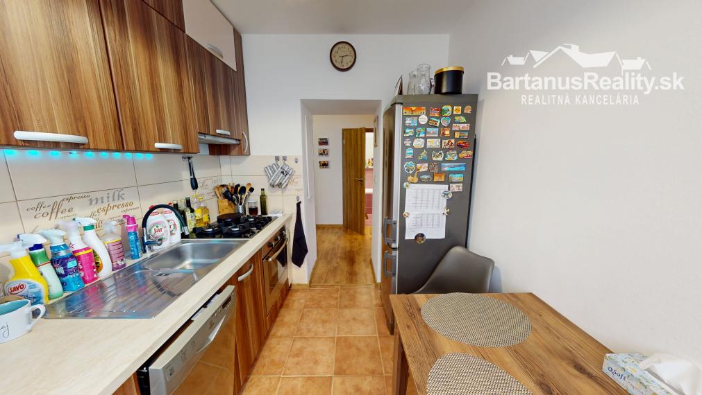 BartanusReality - Na predaj krásny, kompletne zrekonštruovaný 3 izbový byt v Trenčíne, Juh, Jána Halašu. ZNÍŽENÁ CENA!!!