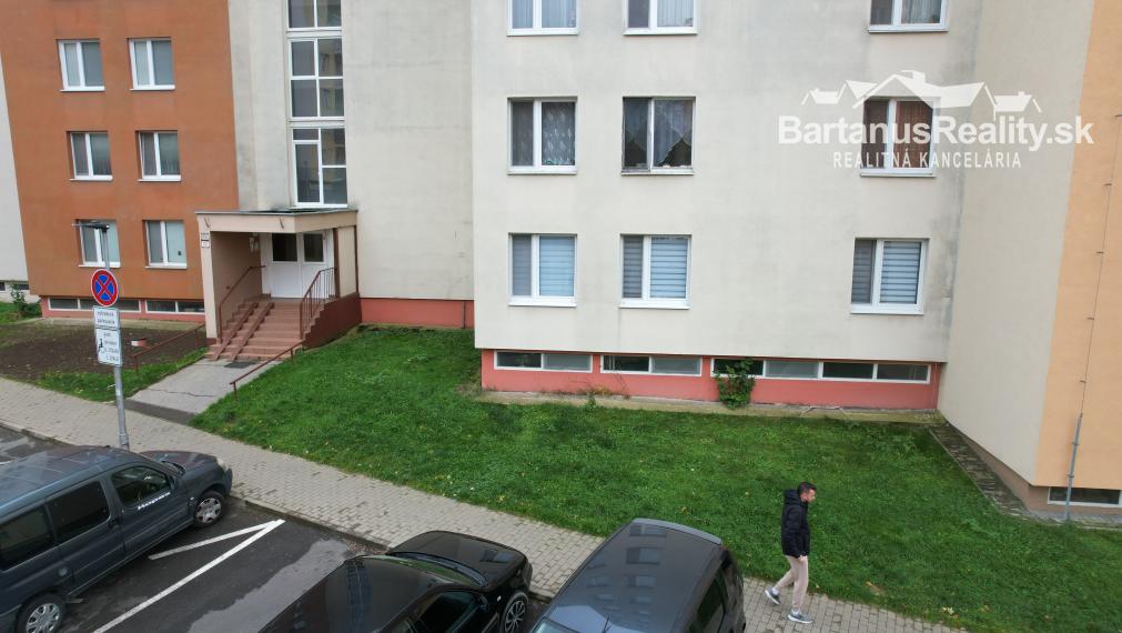 BartanusReality - Na predaj krásny, kompletne zrekonštruovaný 3 izbový byt v Trenčíne, Juh, Jána Halašu. ZNÍŽENÁ CENA!!!