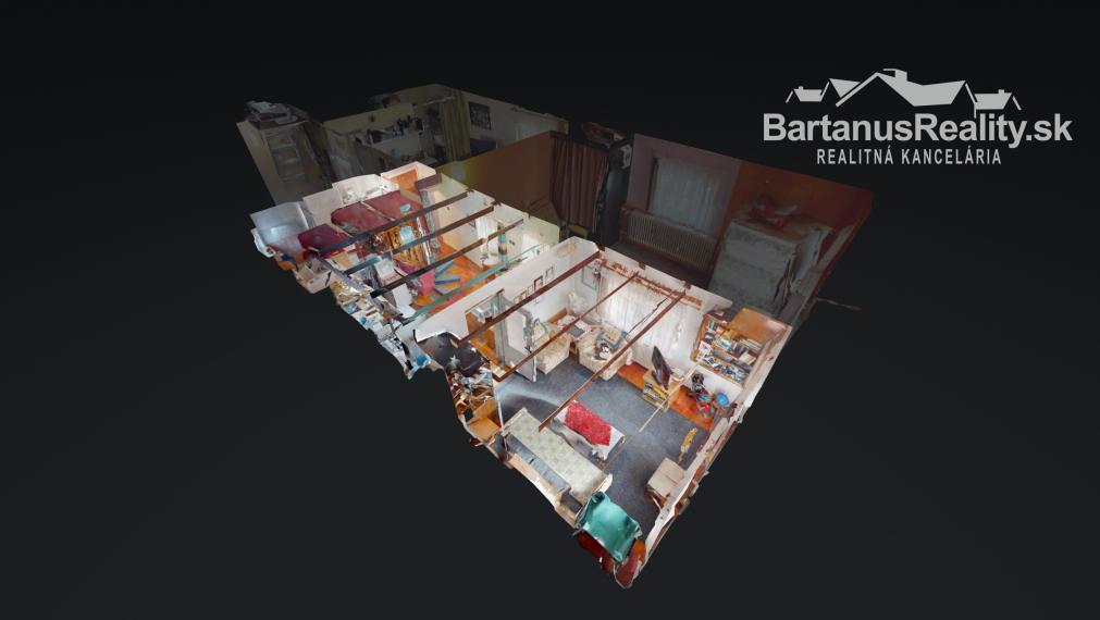 BartanusReality - Na predaj zaujímavý vidiecky, rodinný dom v obci Hrabovka pri Trenčíne.