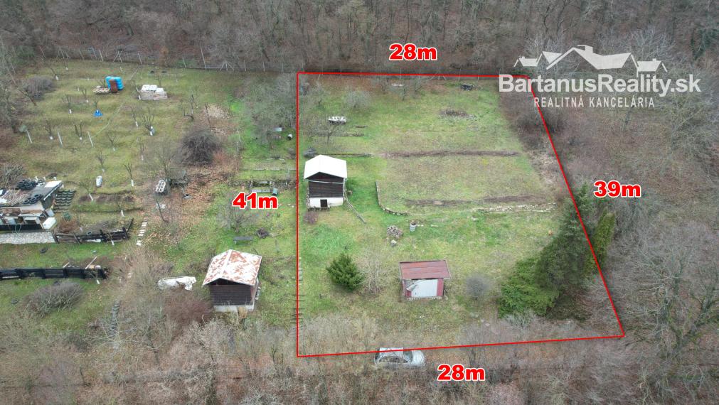 BartanusReality - Na predaj záhradná chatka so záhradou 1152 m2 a 386 m2 pri obci Kostolná - Záriečie 5km od Trenčína.