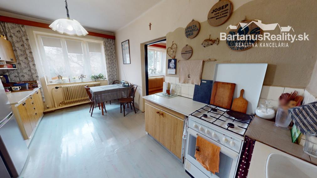 BartanusReality - Na predaj rodinný dom v obci Svinná pri Trenčíne.