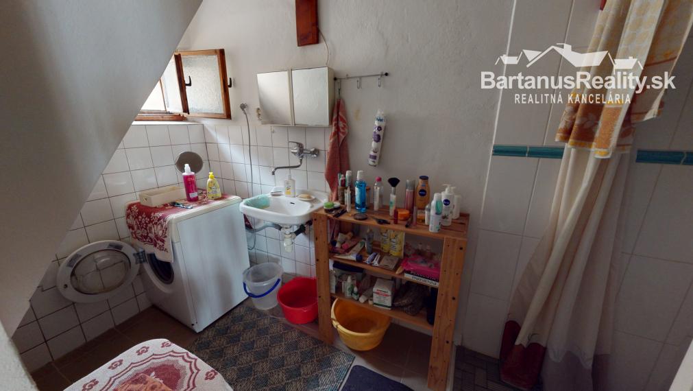 BartanusReality - Na predaj rodinný dom v obci Svinná pri Trenčíne.