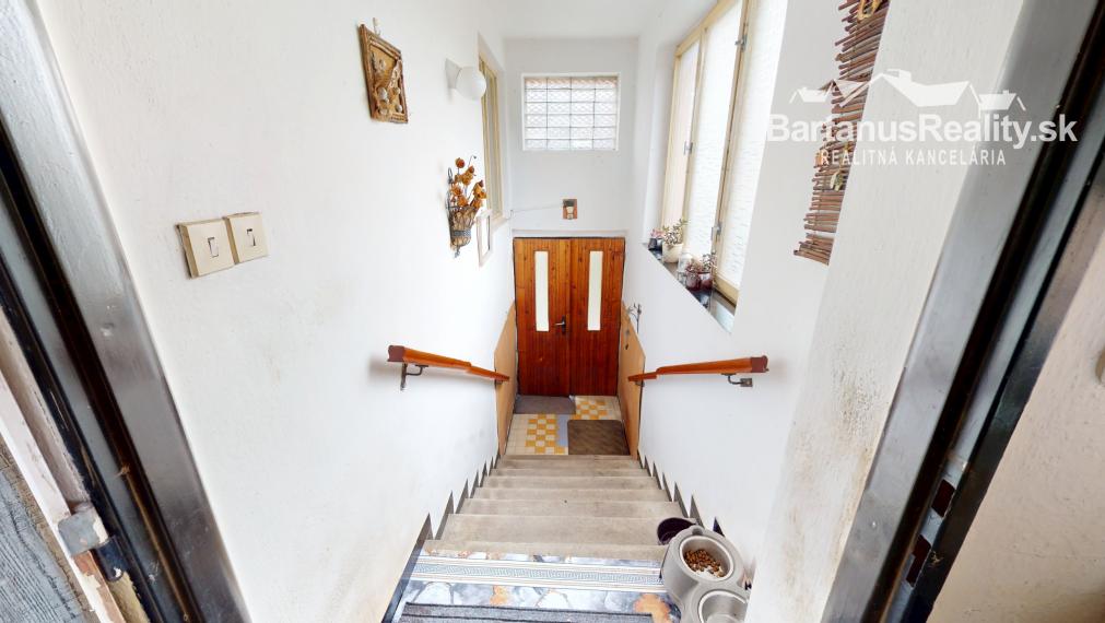 BartanusReality - Na predaj rodinný dom v obci Svinná pri Trenčíne.