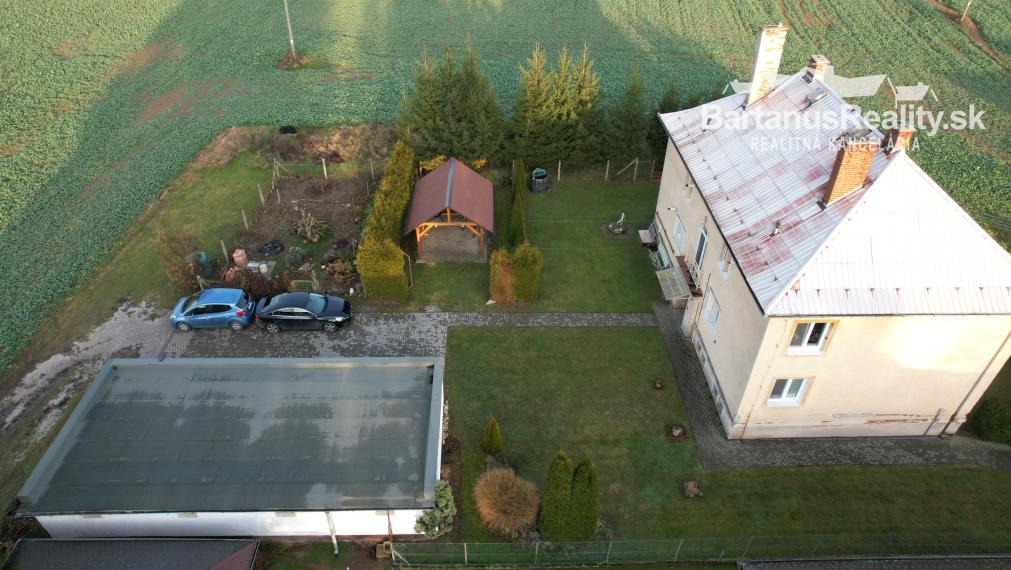 BartanusReality - Na predaj krásny, kompletne zrekonštruovaný 2 izbový byt v obci Bobot, 10km. od Trenčianskych Teplíc.