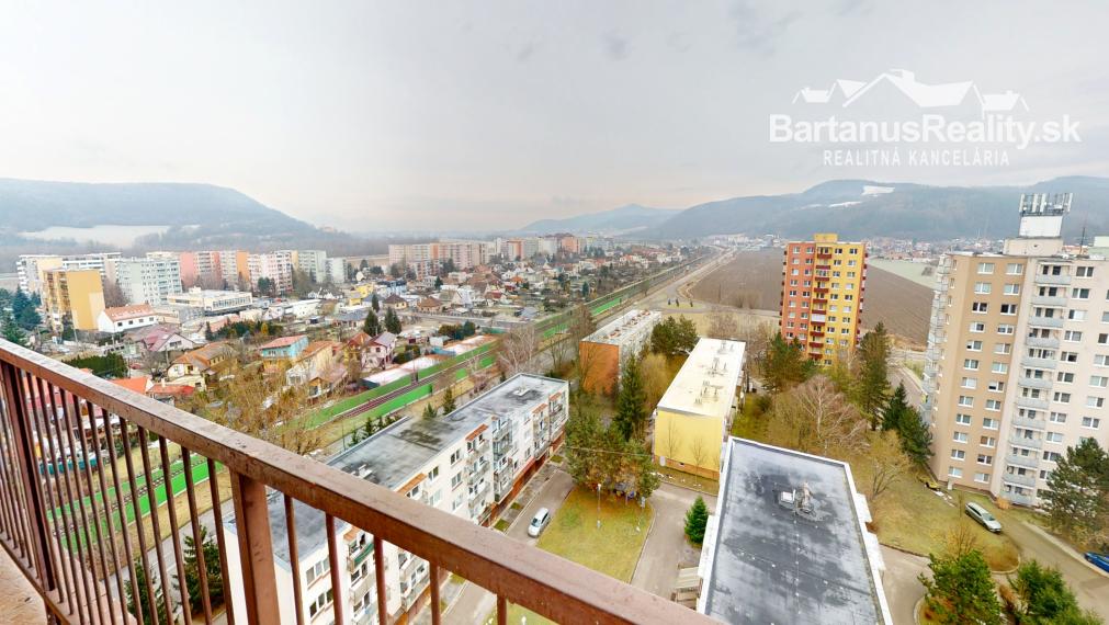 BartanusReality - Na prenájom kompletne zrekonštruovaný 1 izbový byt v Trenčíne, Pred poľom.