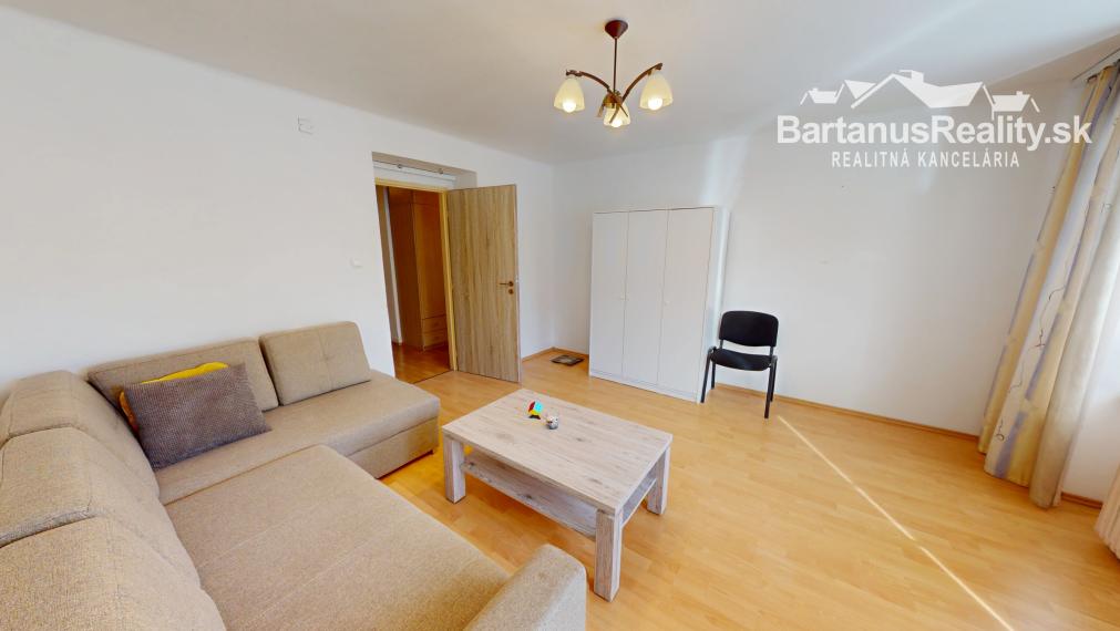 BartanusReality - Na predaj 2-izbový byt v Trenčíne na ul. 28.októbra.